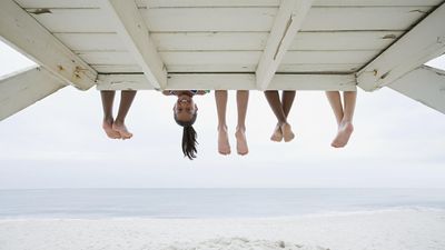 Douleurs aux pieds, cors, ongles incarnés: les erreurs à éviter